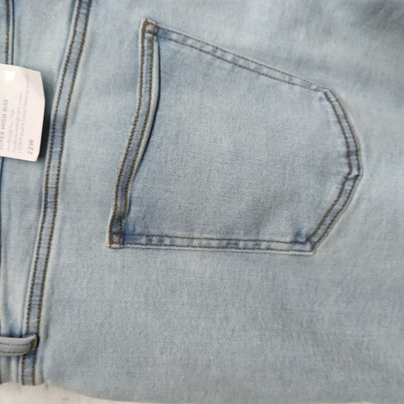 Lc Lauren Conrad Super HighRise Cut Off Button Fly Distressed Jean Shorts, 22W - Picture 8 of 13